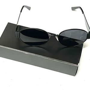 Victoria Leland Designs Sleek Black Oval Sunglasses